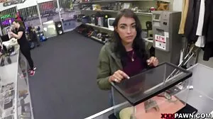 Δάσκαλος Φετιχίστας Busty Foot άρπαξε το GF του μαθητή!