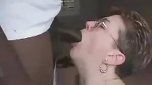 Ο προπονητής Ricky έχει ένα Big Willy για το Sporty Thickie