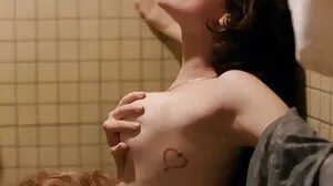 Η Lena Paul φτιάχνει τα Cookies Cr?me de La Cock