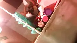 Δάσκαλος Φετιχίστας Busty Foot άρπαξε το GF του μαθητή!