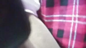 Η Brunette Hoe Gia Derza πηγαίνει Ass to Mouth