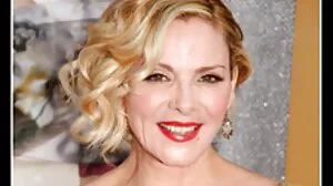 Latina BBW Showers πριν από τη βαθιά γεώτρηση