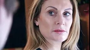 Το περιπετειώδες ζευγάρι γαμάει τον Gia Derza! ft. Emma Hix